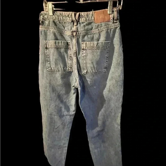 Zara Jeans - Size 8 - Picture 3 of 3